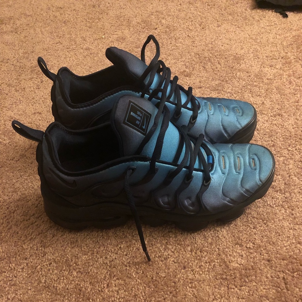 Men’s Nike VaporMax size 9